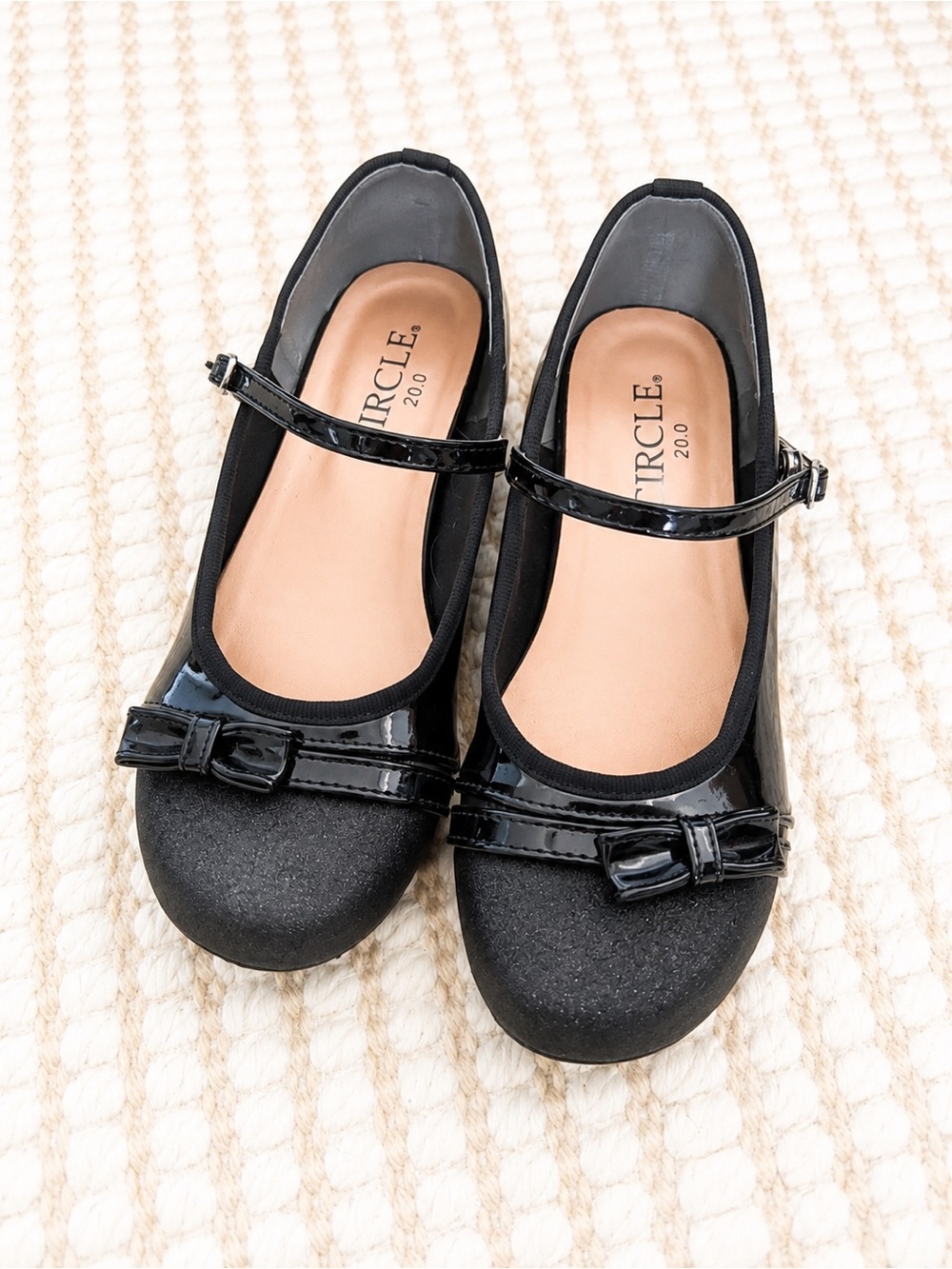 Circle Black Patent Mary Jane Dress Shoes Size 20 JP Glitter Toe Bow Detail
